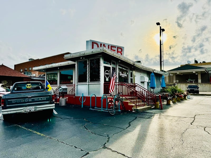 Broadway Diner