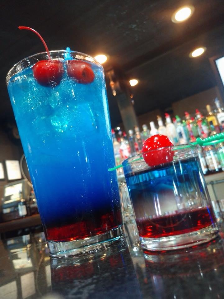 Seven Seas Bar & Grill