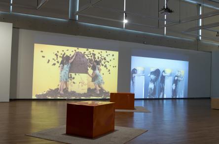 Ewing Gallery of Art + Architecture