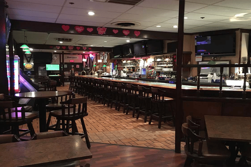 Poor Richards Pub
