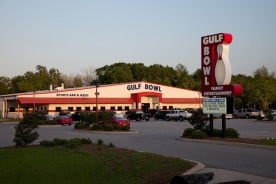 The Gulf Bowl Bowling Alley & Captain's Choice Seafood Restaurant