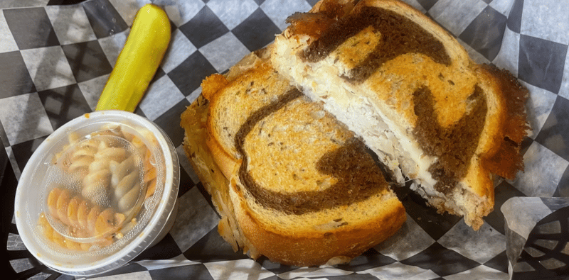 Roxanne's Market