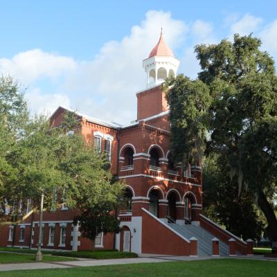 Osceola County Historical Courthouse
