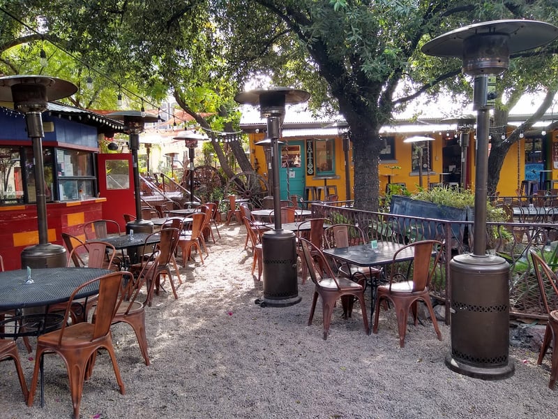 LaCo Tucson | Outdoor Downtown Tucson Restaurant