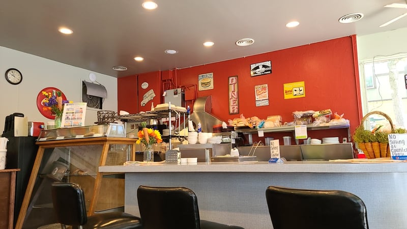 The Lunchbox Diner