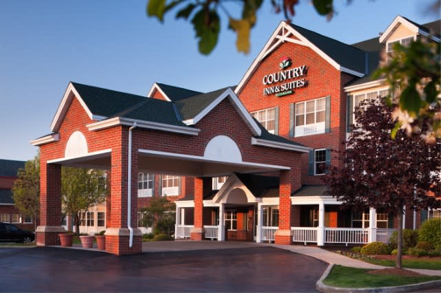 Country Inn & Suites by Radisson, Des Moines West, IA