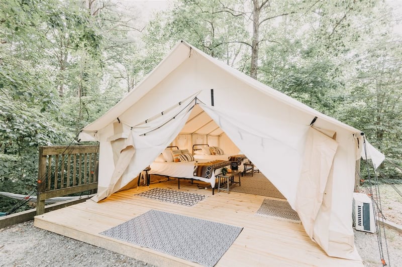 Timberline Glamping at Chewcla State Park