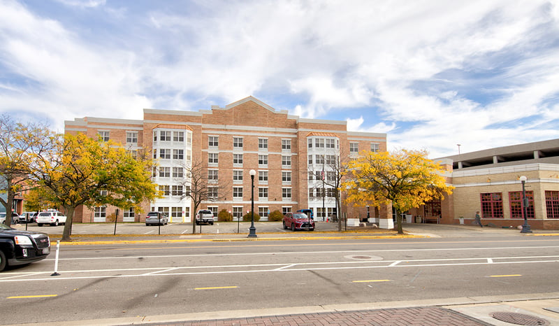 Pearl Street Hotel & Suites