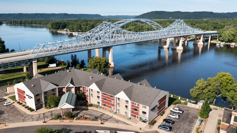 Courtyard La Crosse Downtown/Mississippi Riverfront