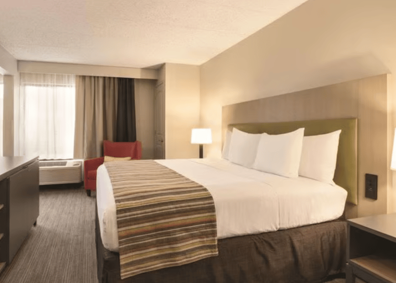 Country Inn & Suites by Radisson, La Crosse, WI