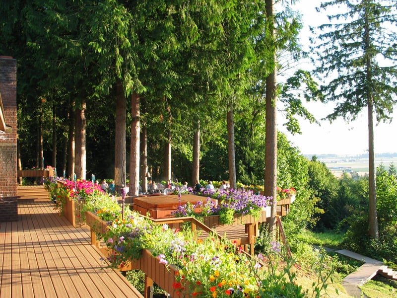 Whispering Firs Bed & Breakfast Lodge
