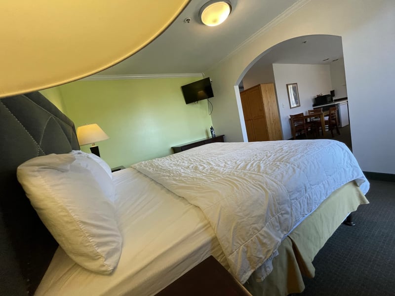 Fidalgo Country Inn