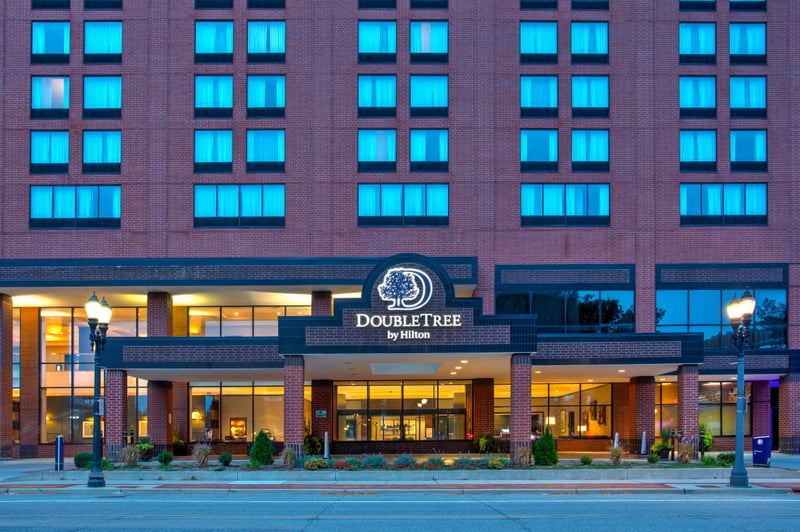 DoubleTree by Hilton Lansing 